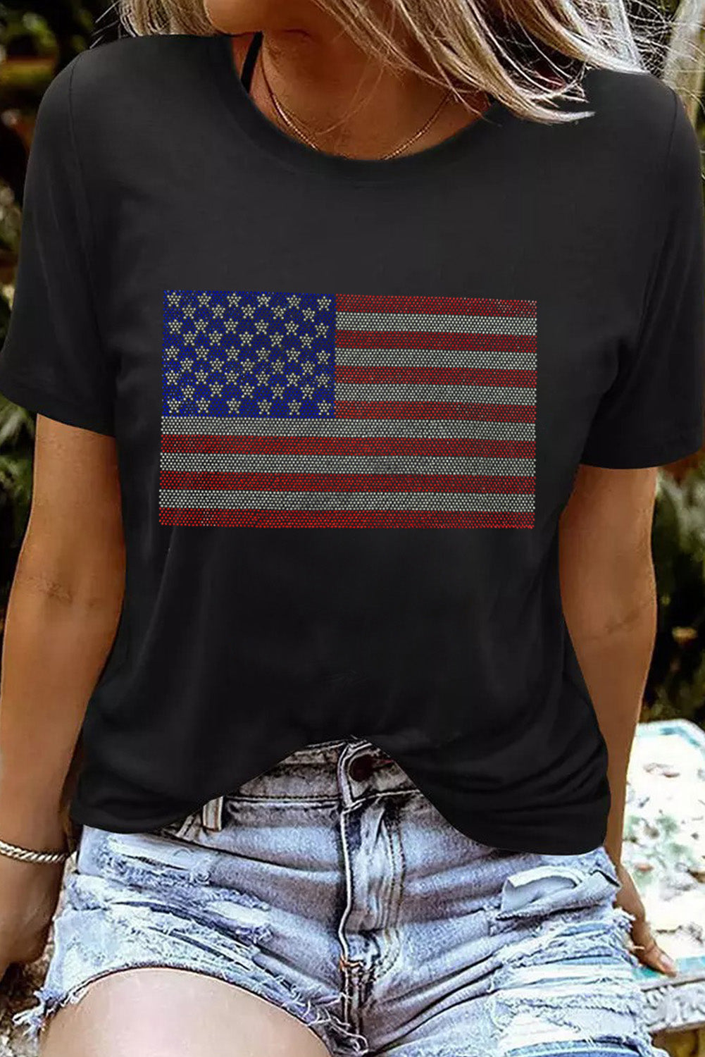 L1fe & Ranch - Women's Rhinestone American Flag Round Neck Casual Tee